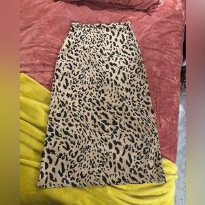Forever 21 Cheetah Print Midi Skirt